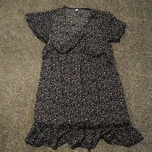 Medium black and white dress